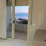Pearl Seaview Vlorë