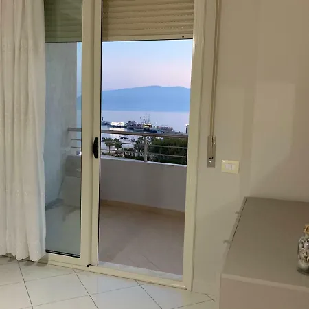 Pearl Seaview Vlore
